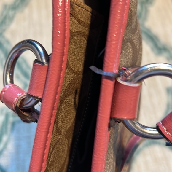 Coach shoulder purse - Picture 11 of 14